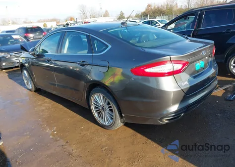 2016 Ford Fusion Se z USA, uszkodzony, nr VIN 3FA6P0T92GR301269
